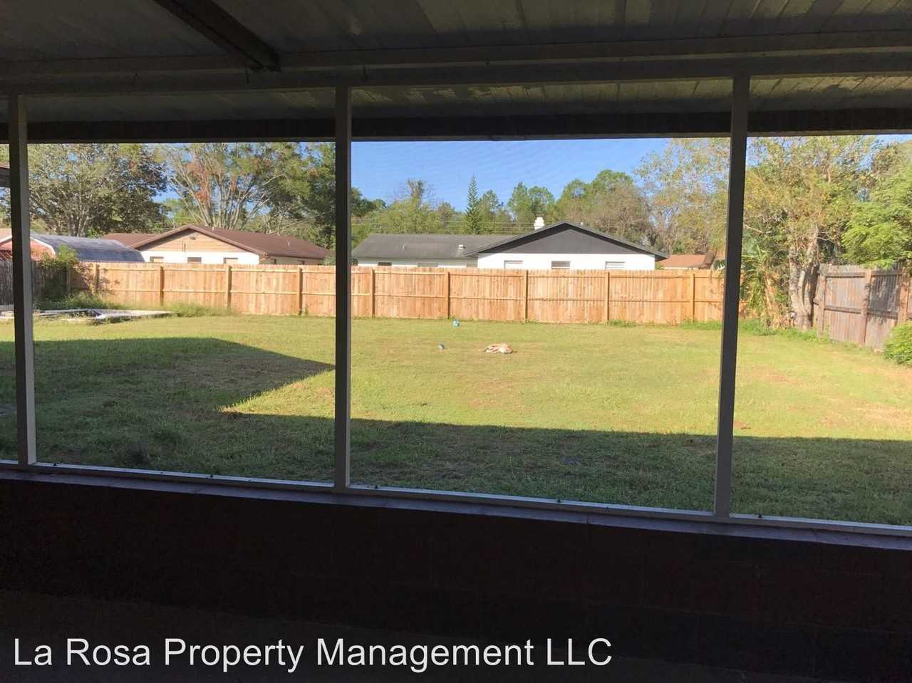 734 Dunhill Dr - Photo 3 of 8