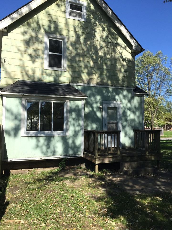 7812 Force Ave - Photo 3 of 17