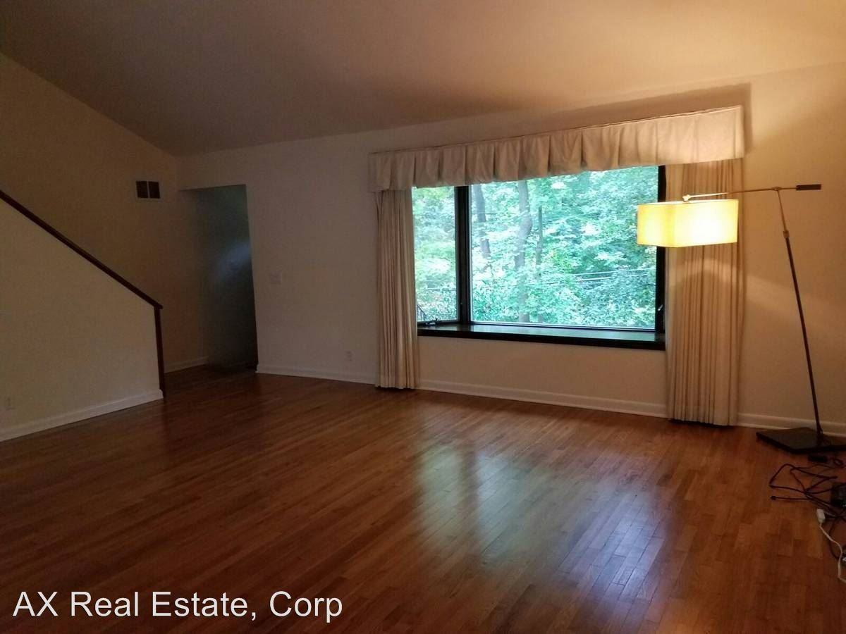 88 Harriman Rd - Photo 3 of 11