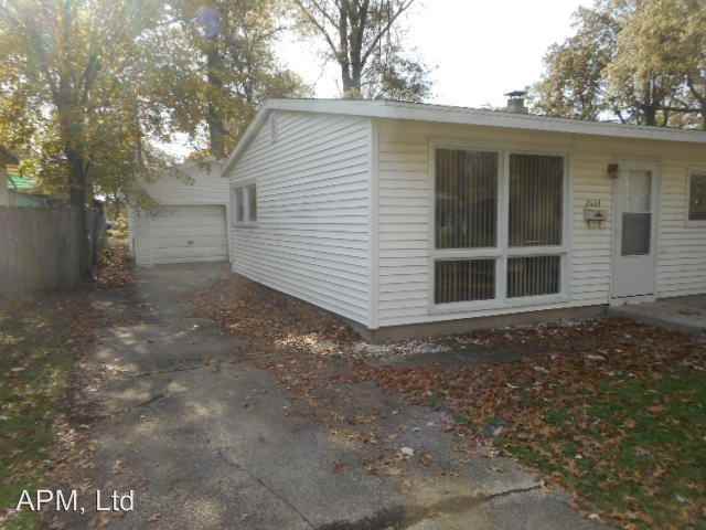 2624 Trentman Ave - Photo 2 of 4