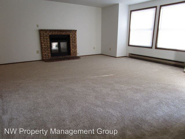 4201 108th Street SE - Photo 3 of 9