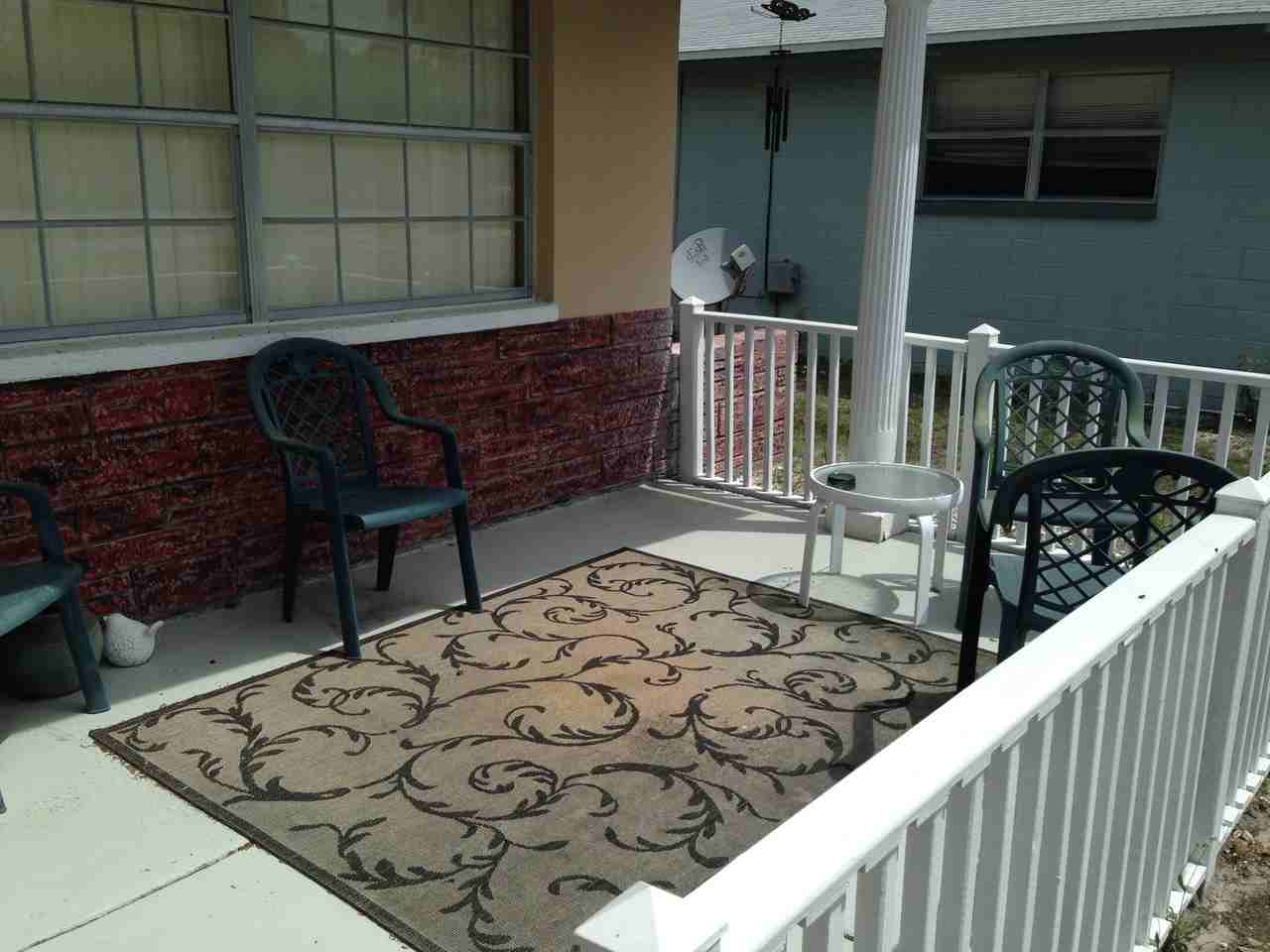 301 92nd Ave N - Photo 2 of 20