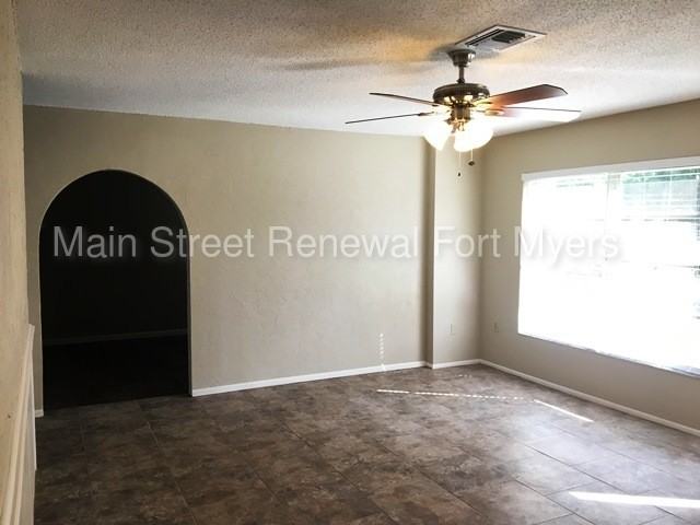 6231 Catalan St - Photo 2 of 15