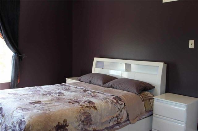 6880 Meadowvale Town Centre Circle #58 - Photo 2 of 8