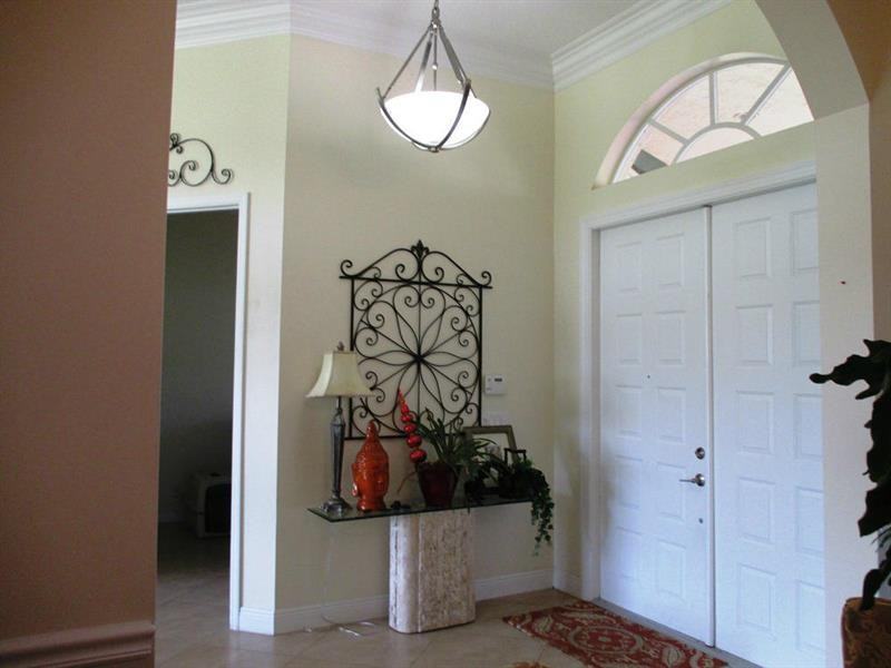 15715 Cypress Creek Ln - Photo 3 of 29