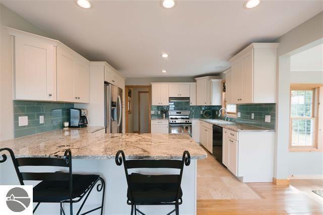 7363 E Lakeview Hills Rd - Photo 3 of 36