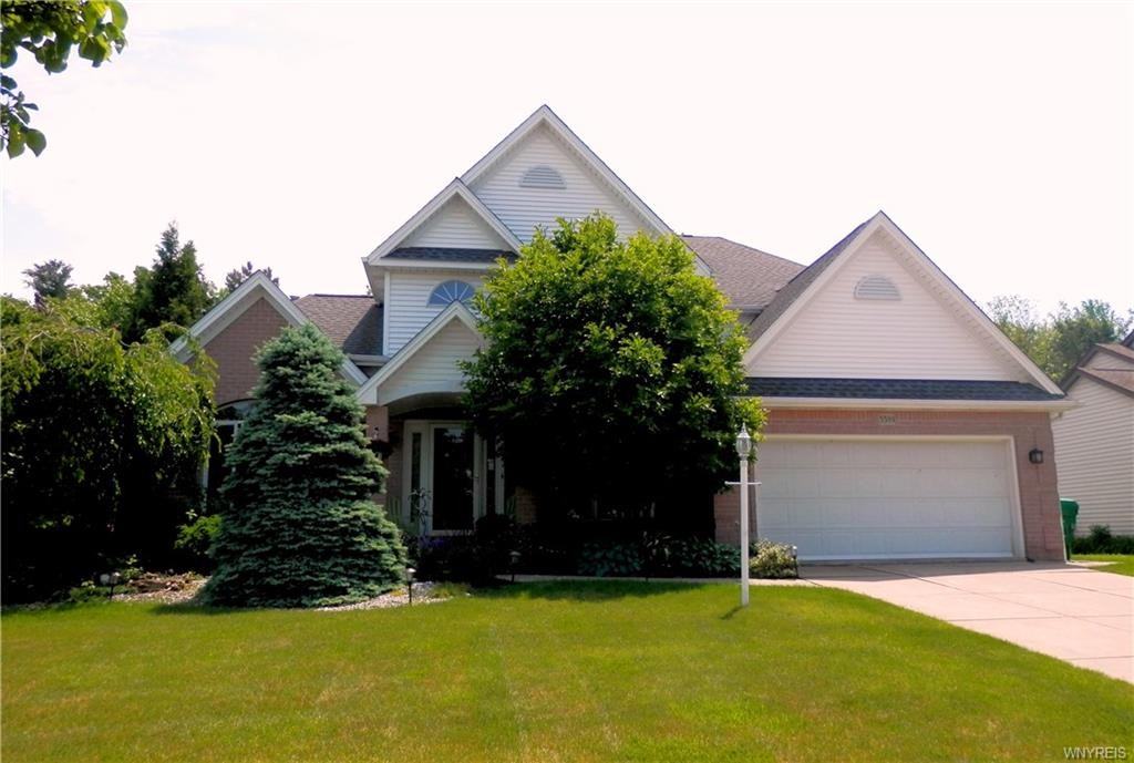 5589 Country Club Ln - Photo 2 of 25