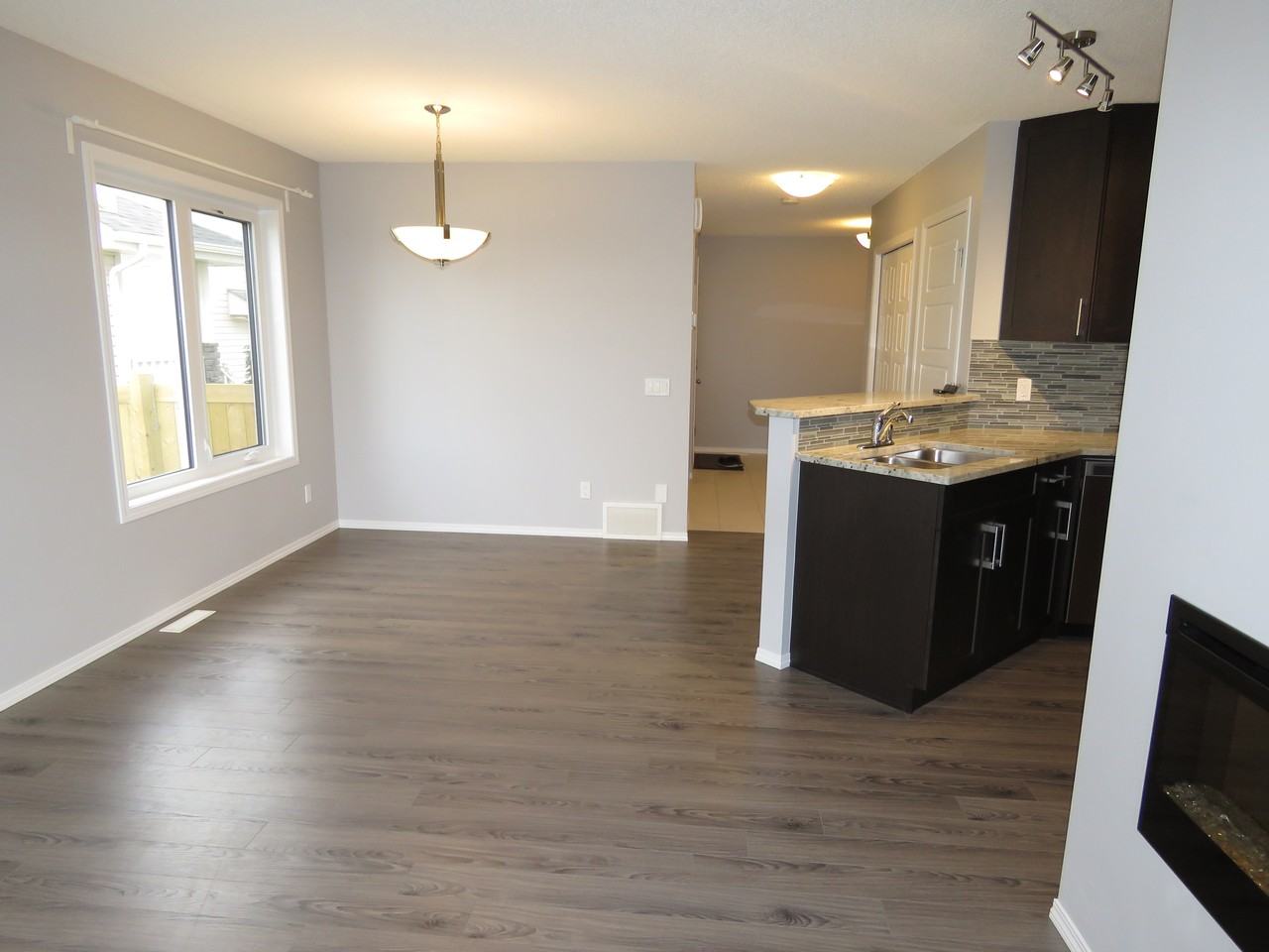 7191 Cardinal Way SW - Photo 3 of 15