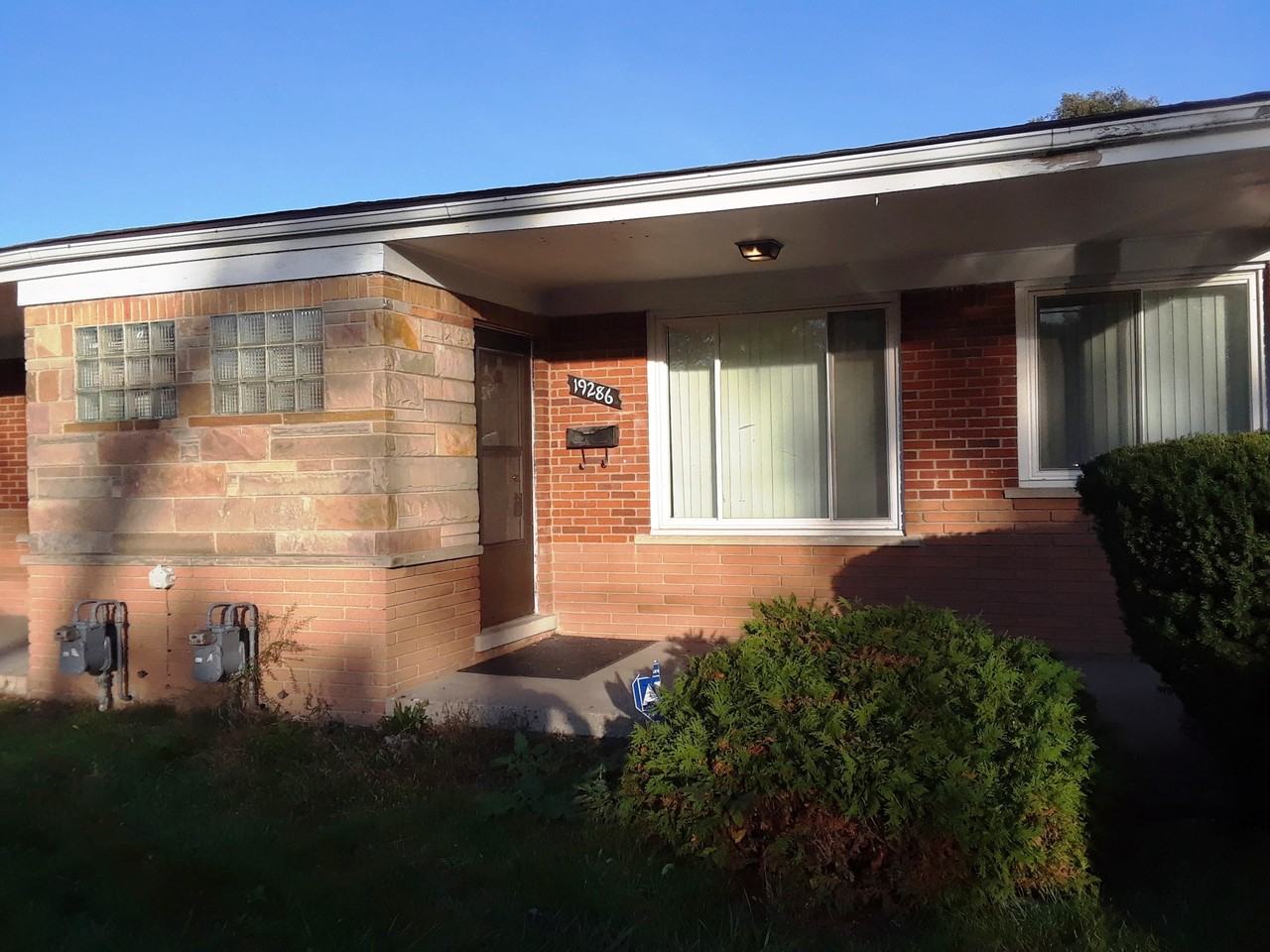 19286 Lahser Rd - Photo 2 of 20
