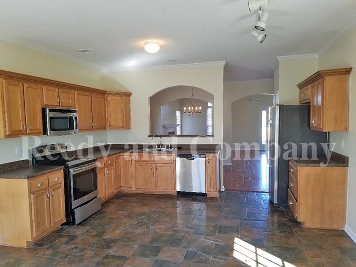 8395 Blue Lagoon Dr - Photo 3 of 18