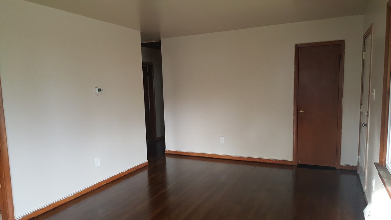 2117 Richmond St - Photo 2 of 6