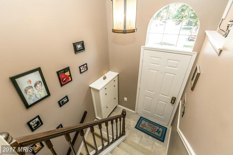 12 Valley Crossing Cir - Photo 2 of 23