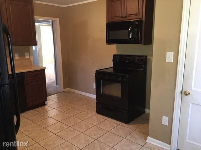 2225 Bandler Rd - Photo 2 of 7