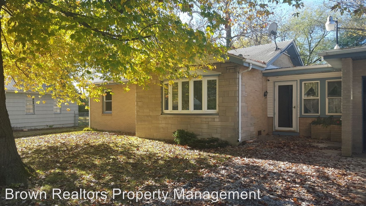 814 Southmoor Pl - Photo 2 of 12