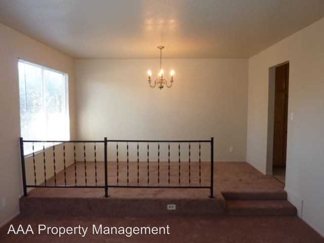 1830 Manzanita Dr - Photo 3 of 11