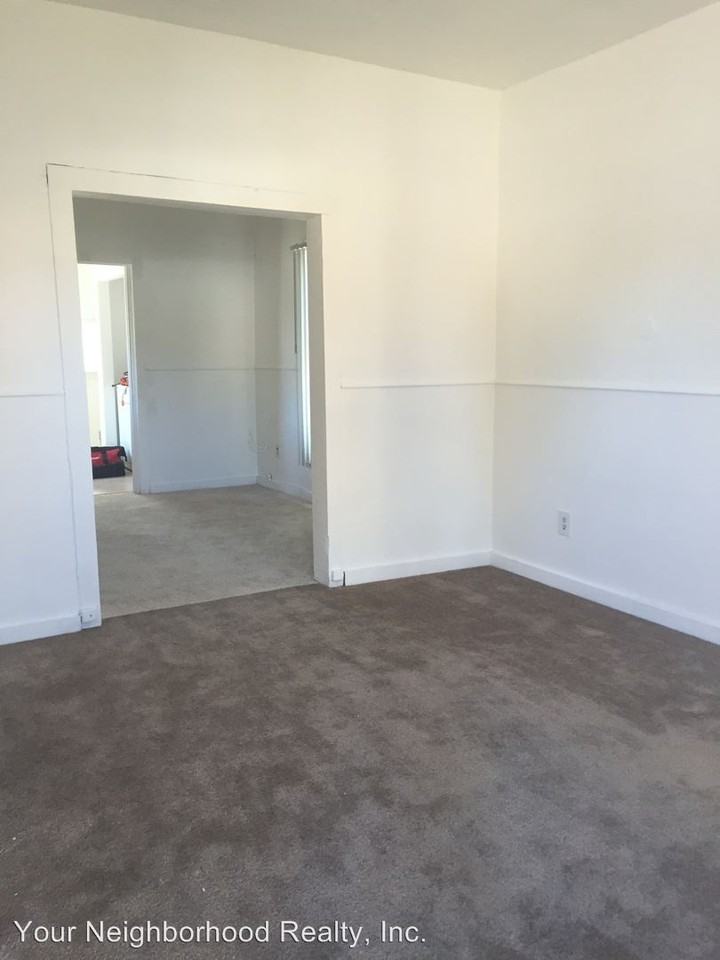 206 W Bennett Ave - Photo 2 of 8
