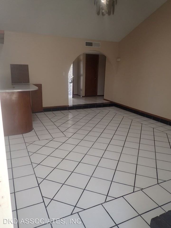 492 Mockingbird Rd - Photo 3 of 25