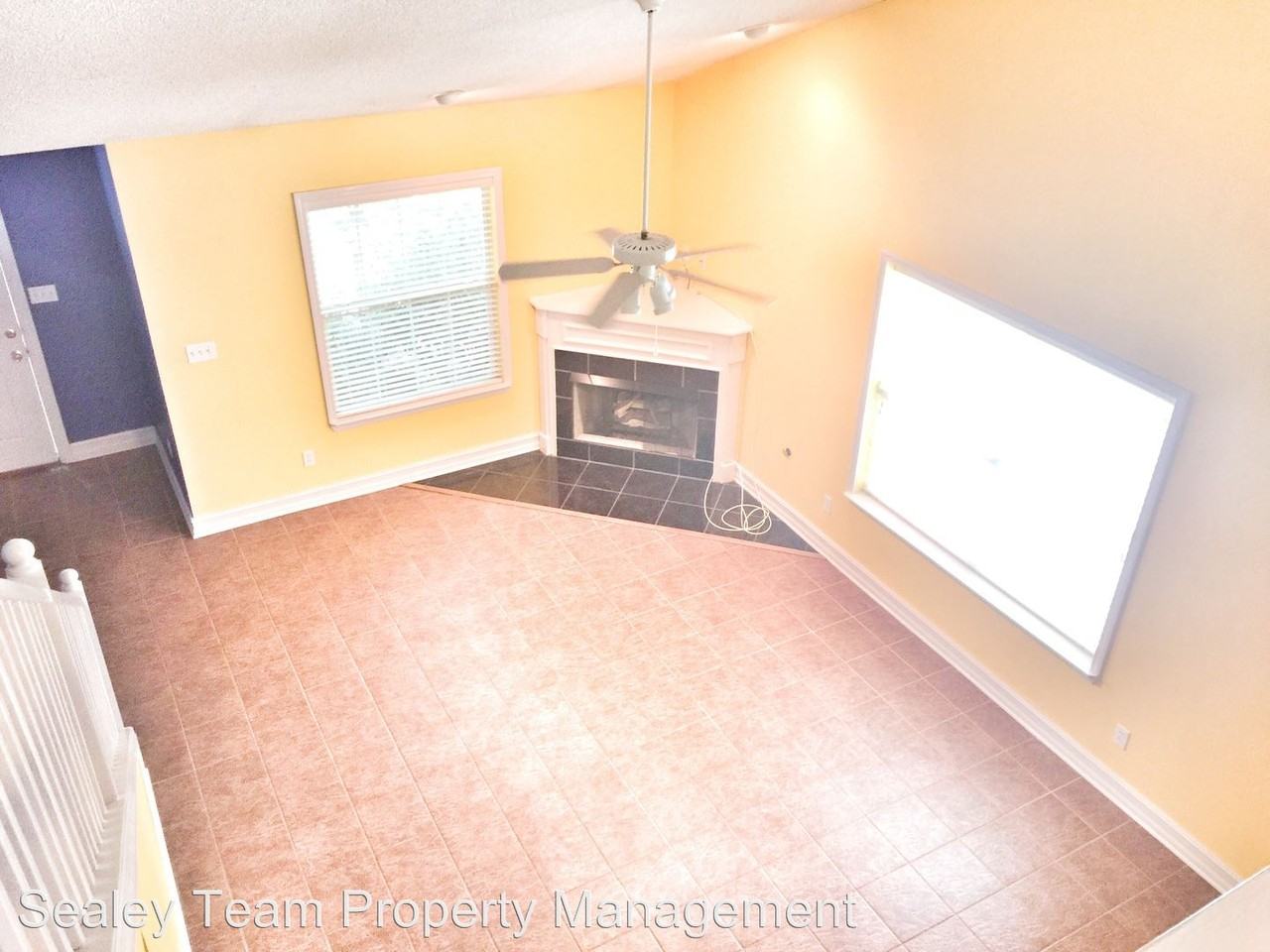 3039 Royal Palm Way - Photo 3 of 14