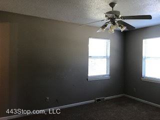 1509 Garden Dr - Photo 2 of 9