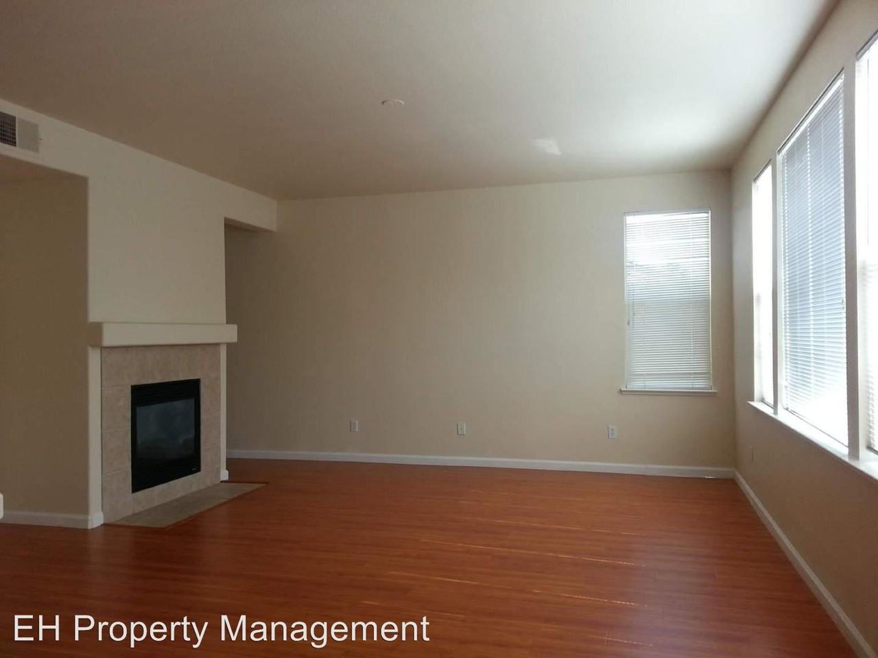 10175 Patti Way - Photo 3 of 9