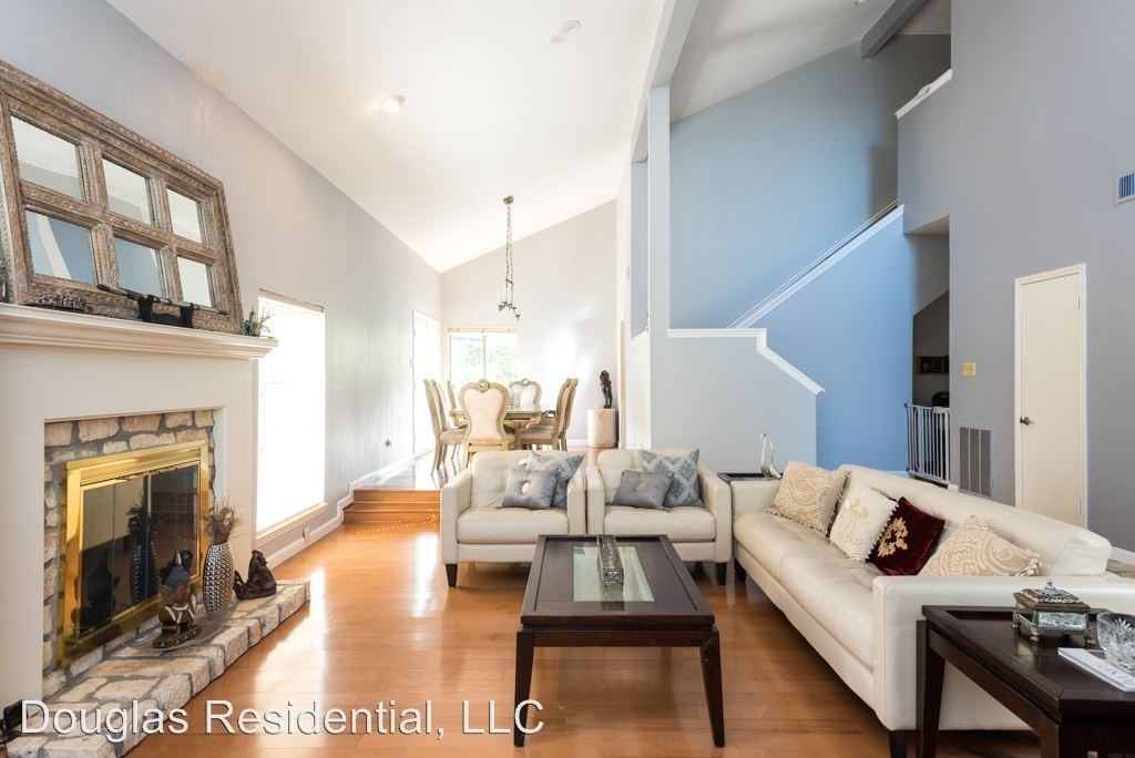 5907 Balsam Hollow - Photo 3 of 15