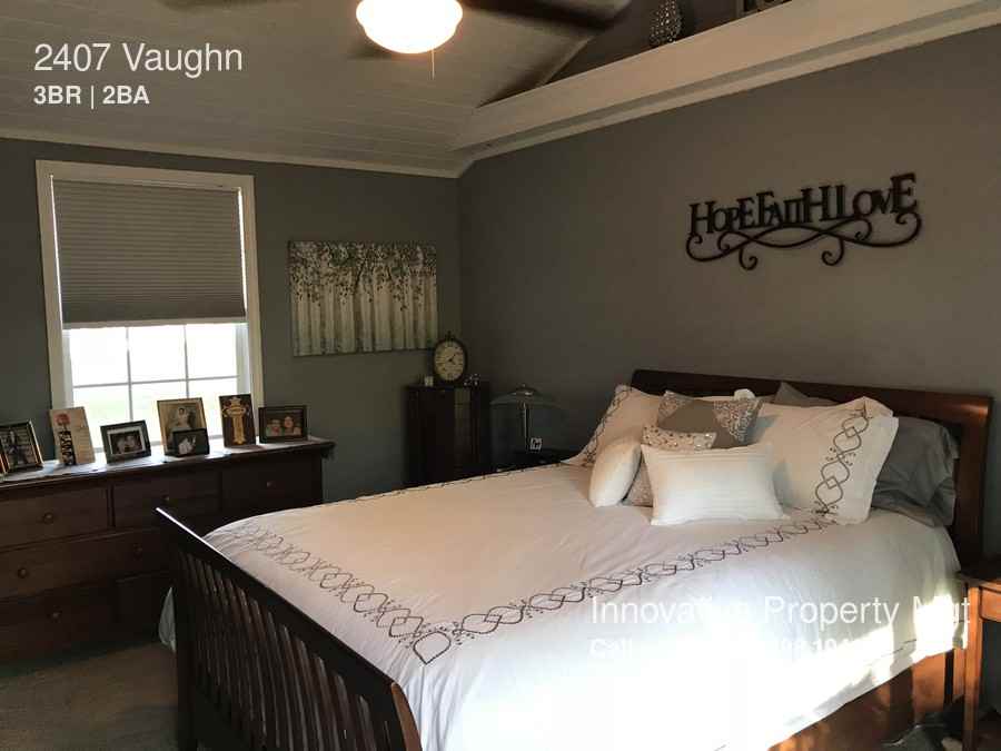 2407 Vaughn Dr - Photo 2 of 17