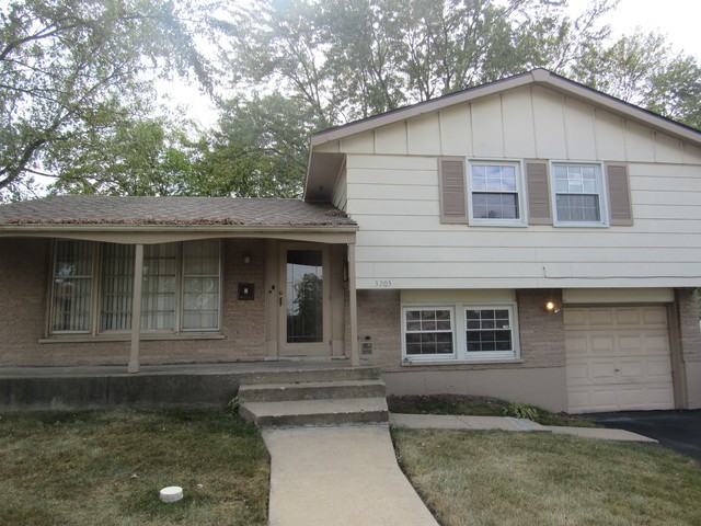 3203 Birchwood Dr - Photo 2 of 20