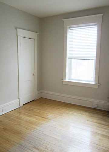 980 Wolseley Ave - Photo 2 of 7