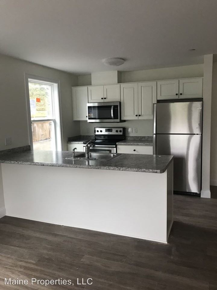 5 Griffin Rd - Photo 2 of 50