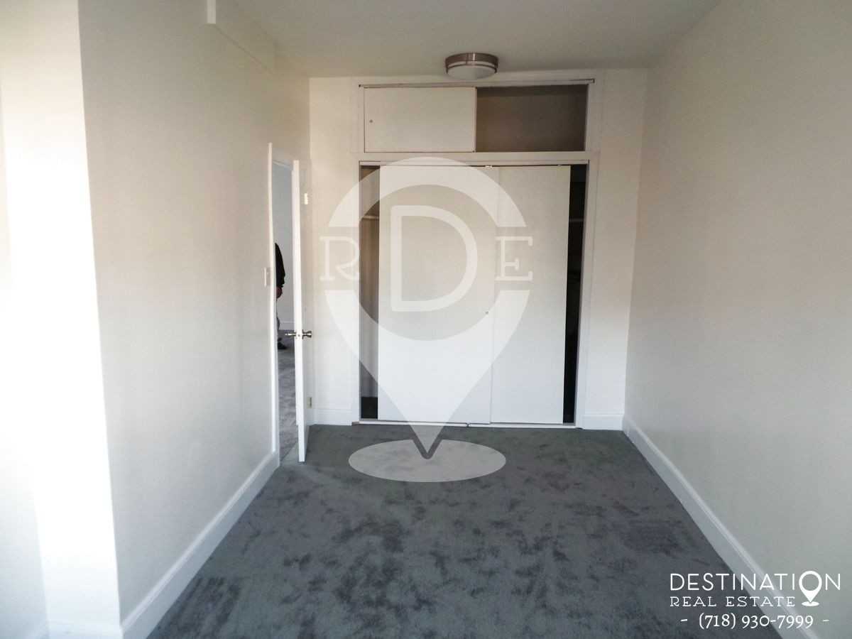 2522 E 24th St - Photo 2 of 12