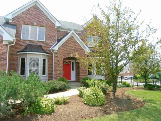 814 Ridgelawn Trail - Photo 2 of 27