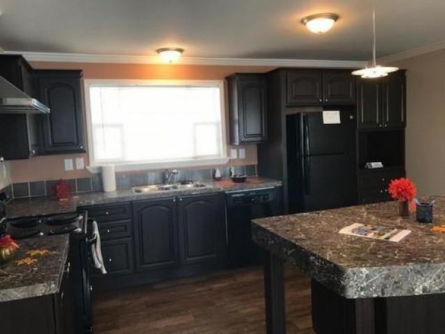 15145 Savanah Ave - Photo 2 of 6