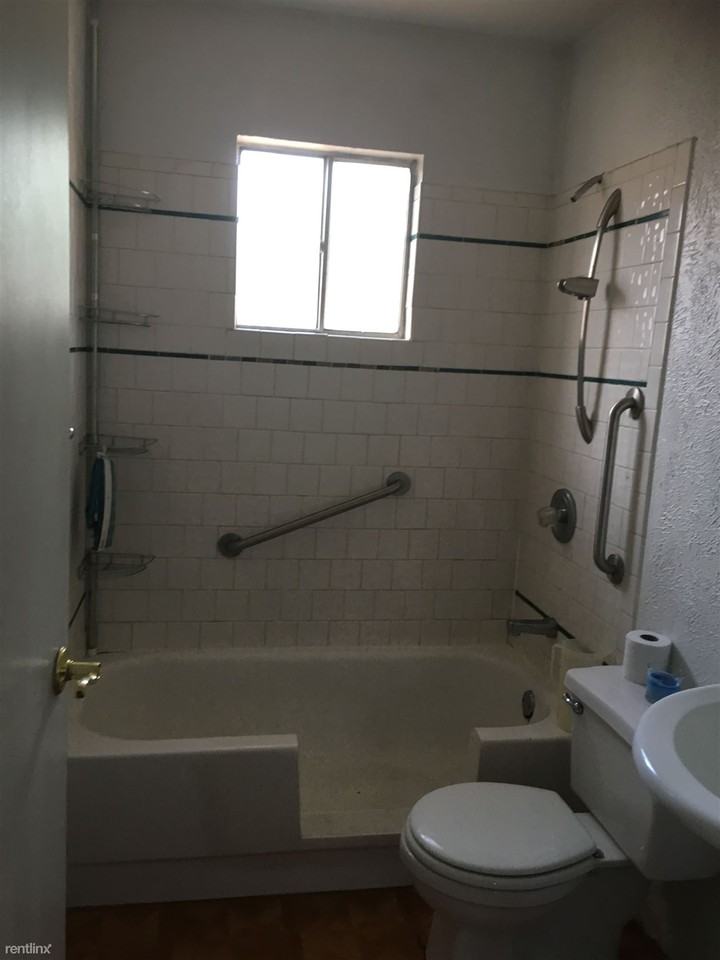 505 E Winesap Dr - Photo 3 of 8