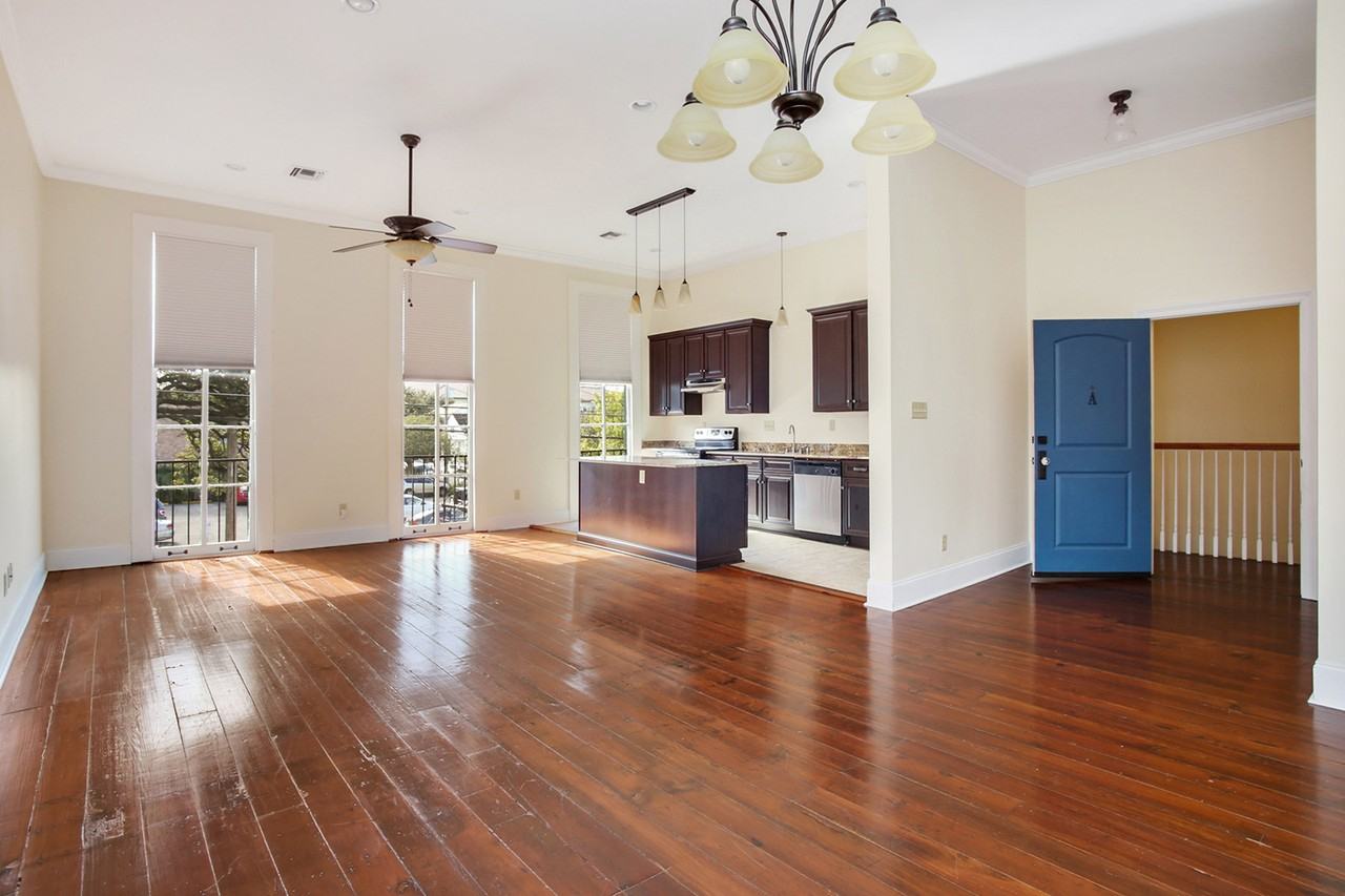 3031 Magazine Street - Photo 3 of 13