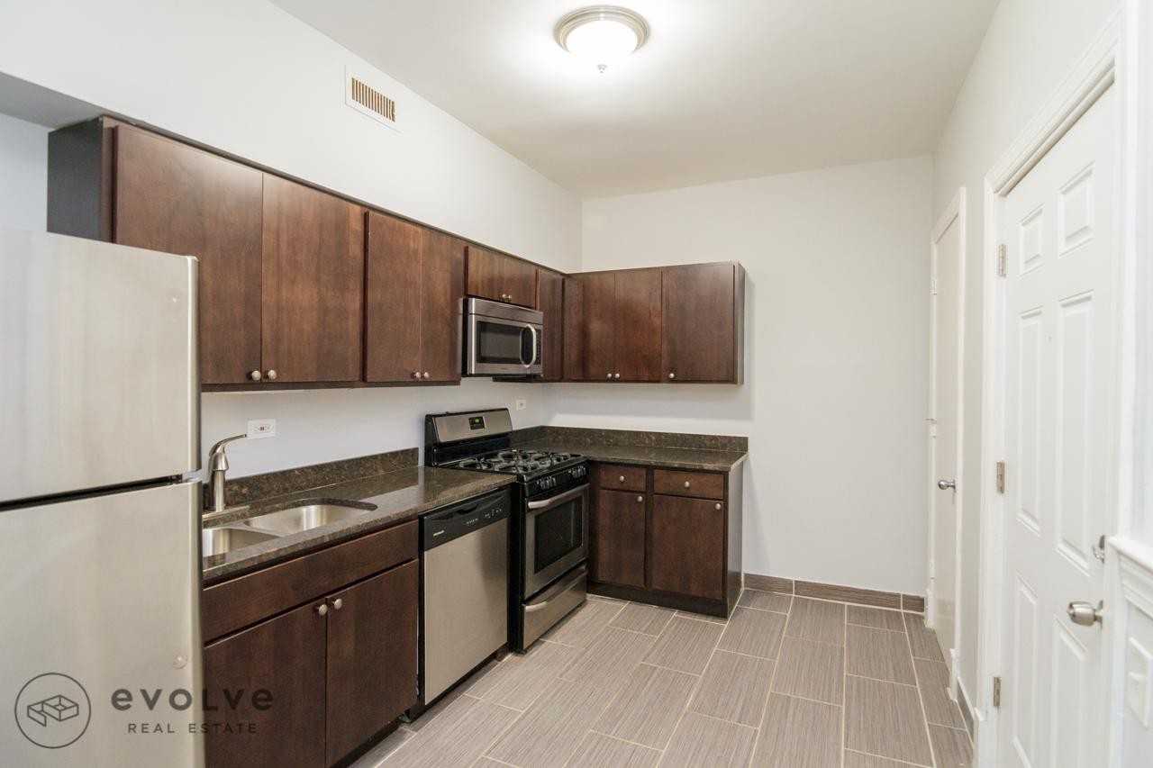 7700 North Marshfield Avenue #2KN