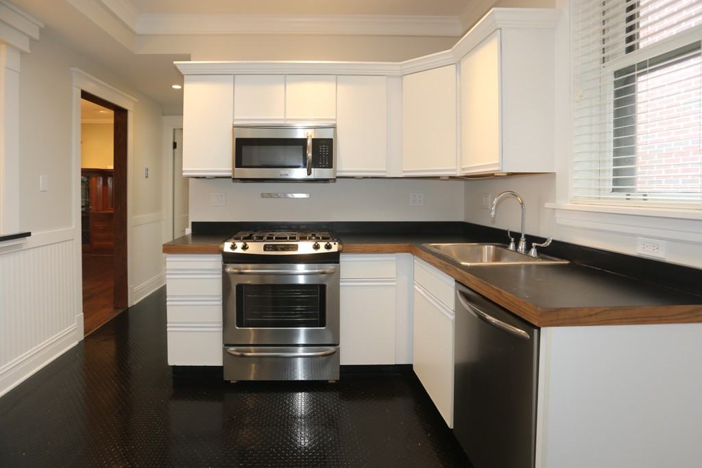 1940 West Berenice Avenue #THREE