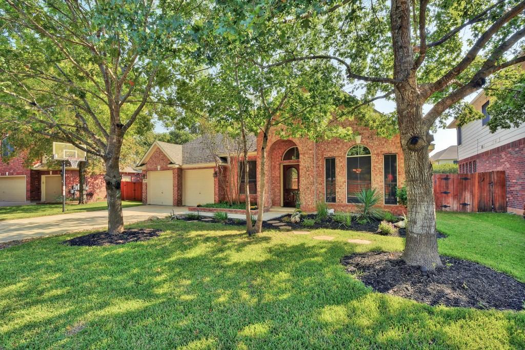 3102 Ash Glen Ln - Photo 2 of 30