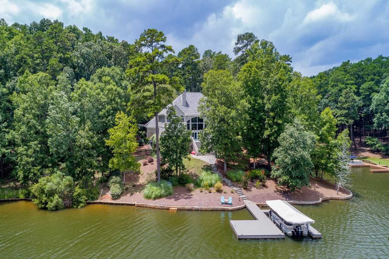 1290 Bennett Springs Dr - Photo 2 of 31