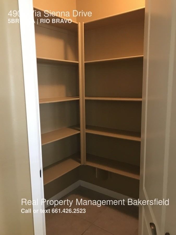 4904 Via Sienna Dr - Photo 3 of 15