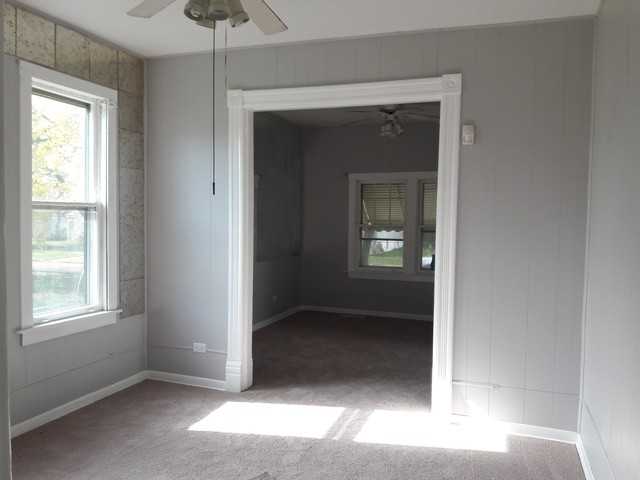 215 S 11th Ave - Photo 3 of 12