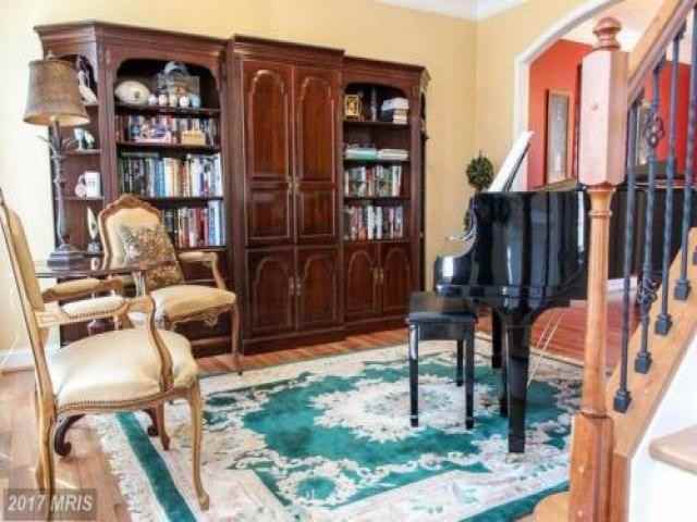 6825 Pale Morning Ct - Photo 2 of 6