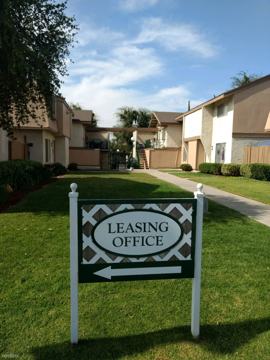 Village Green Apartments 22948 Allies Pl Moreno Valley Ca 92553 With 2 Floorplans Zumper