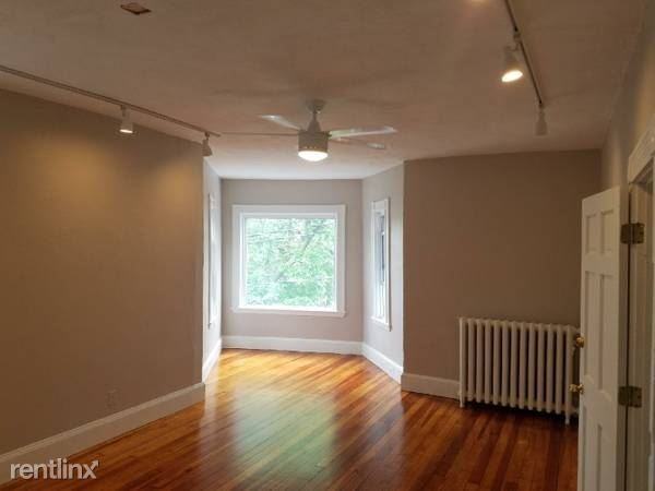 13 Spring St - Photo 2 of 5