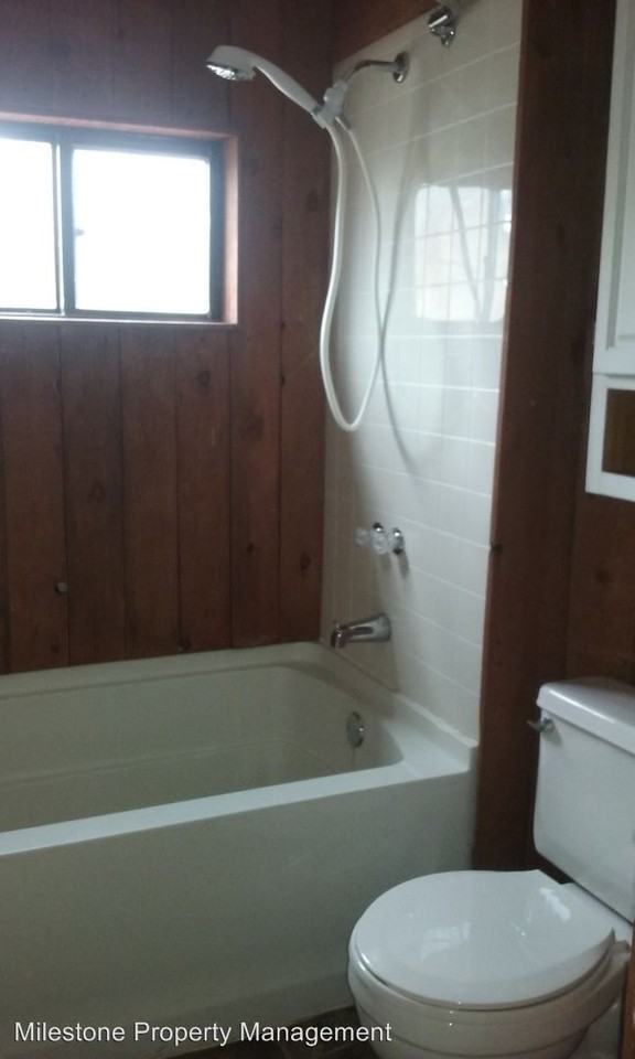 419 Yellowstone Ave - Photo 3 of 6