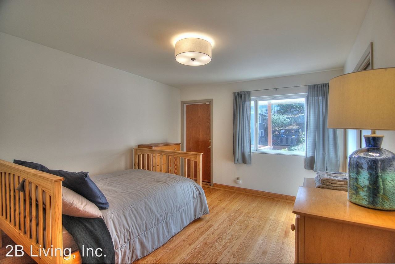 719 Moraga Rd - Photo 2 of 21