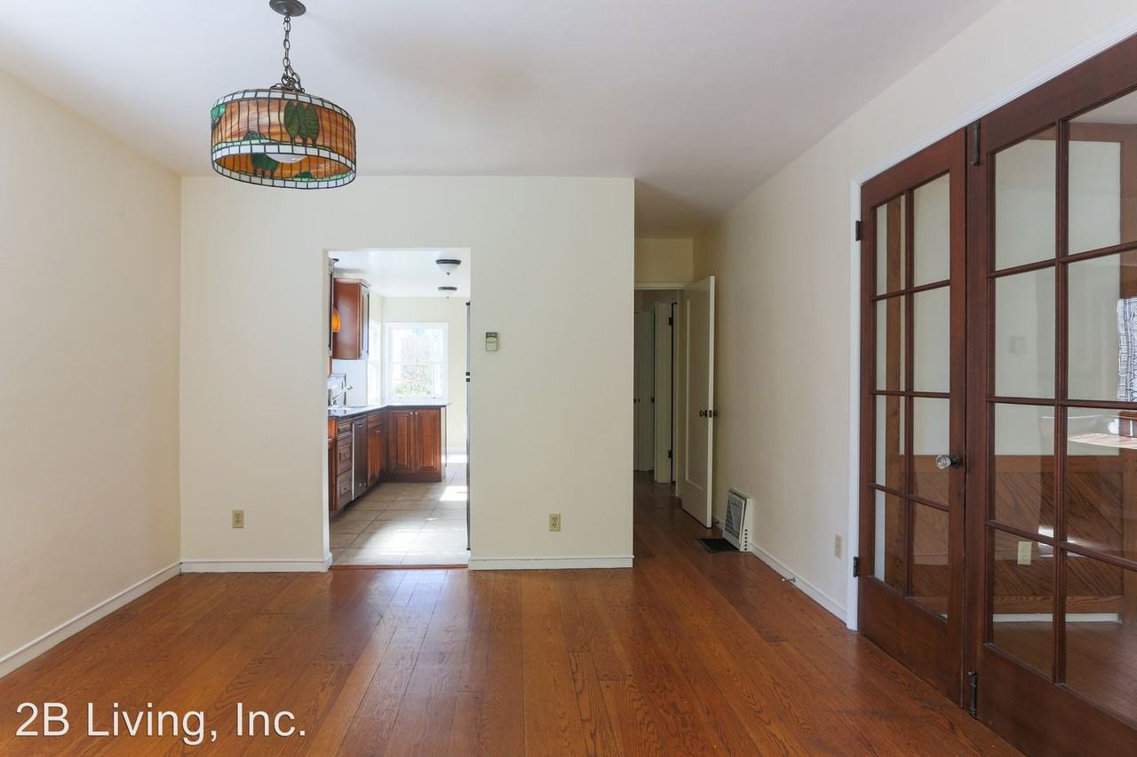 1328 Santa Fe Ave - Photo 3 of 20