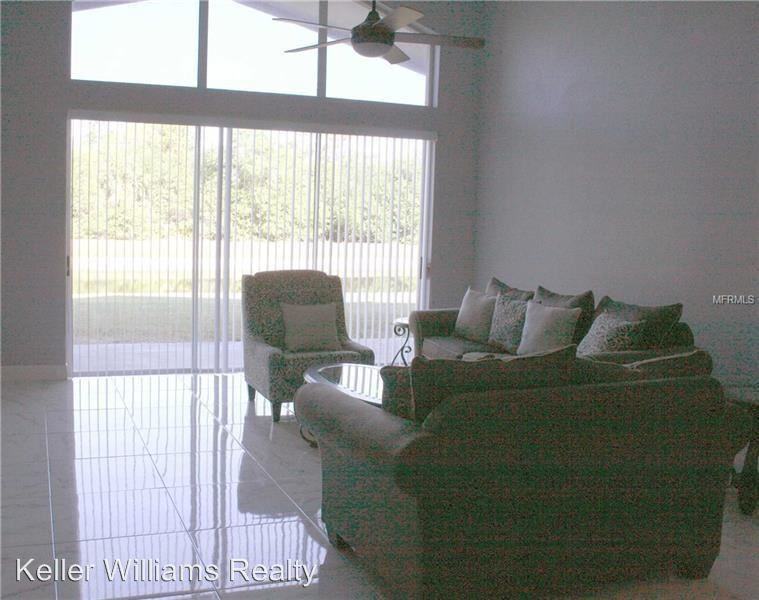 9043 Pinebreeze Dr - Photo 3 of 19