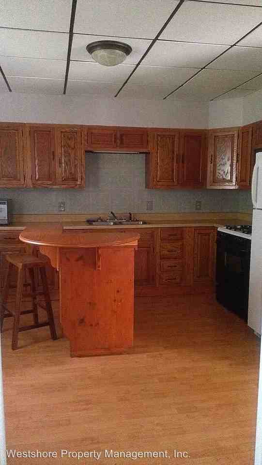 1911 Franklin St - Photo 3 of 13