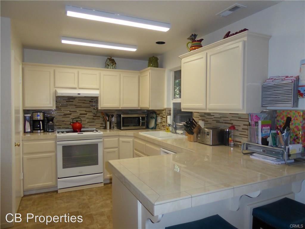 6122 Dana Cir - Photo 2 of 5