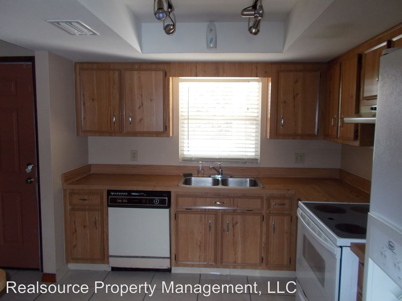 7917 Toler Ct - Photo 2 of 14